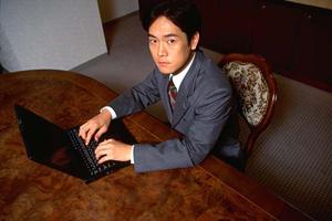 簡単にテンプレートからＷＥＢが作れる